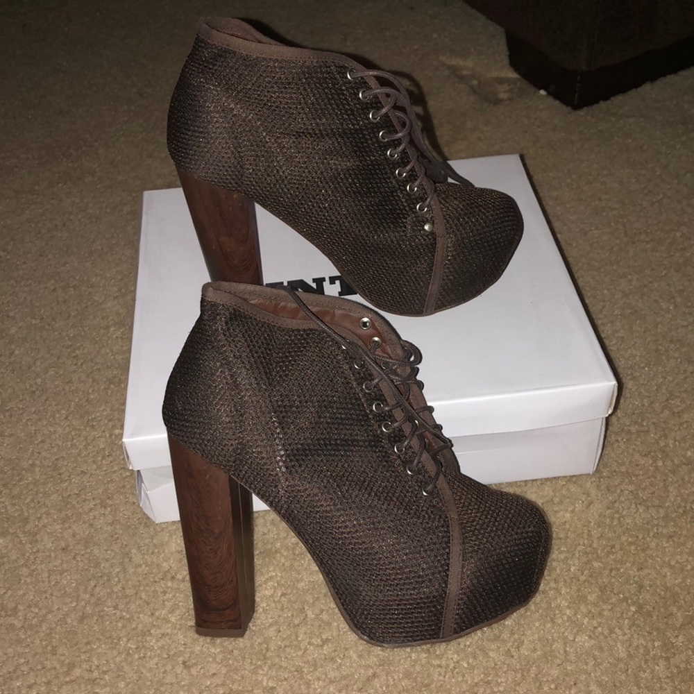 Like New Brown Heels